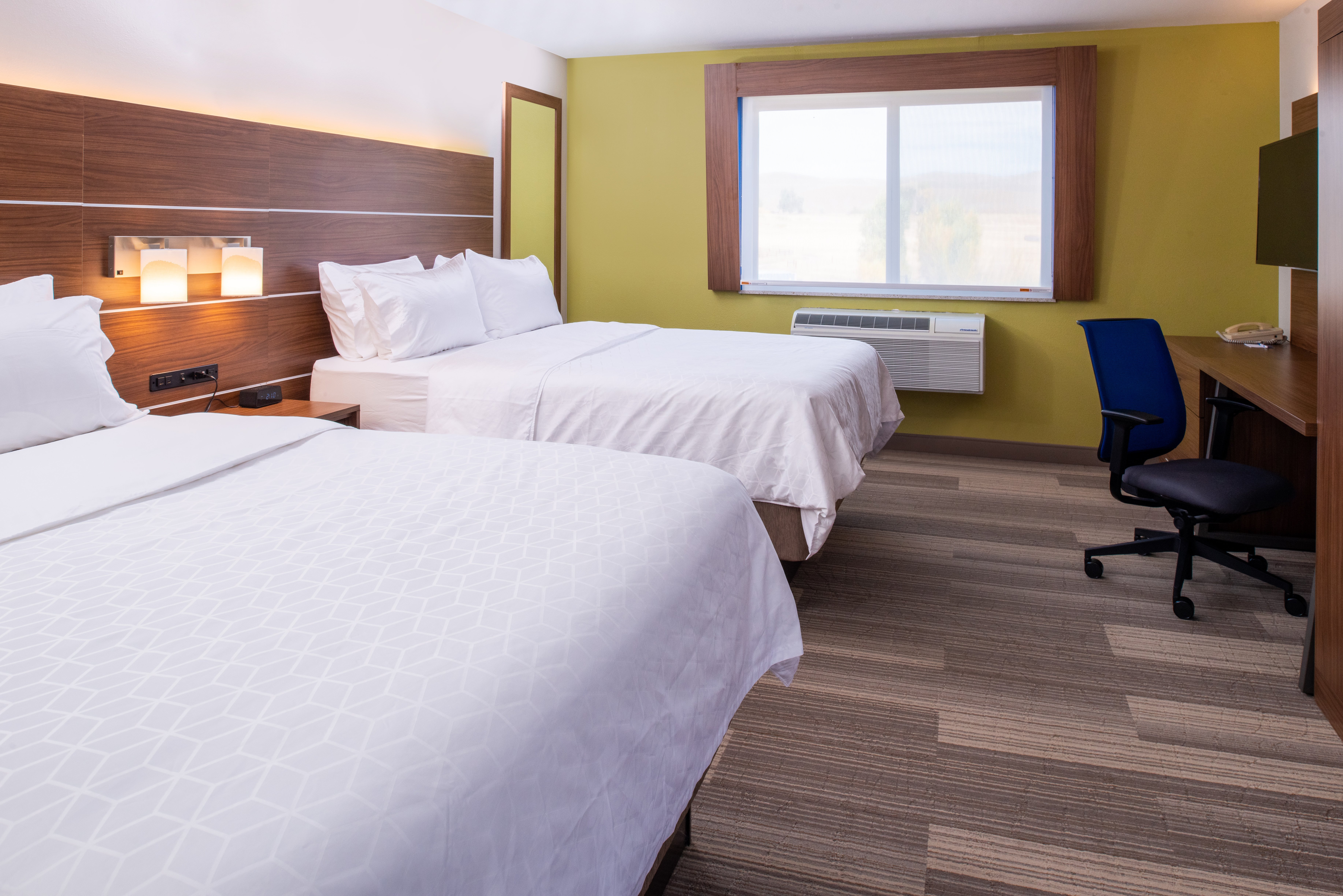 Holiday Inn Express Hotel And Suites Gunnison 27/73