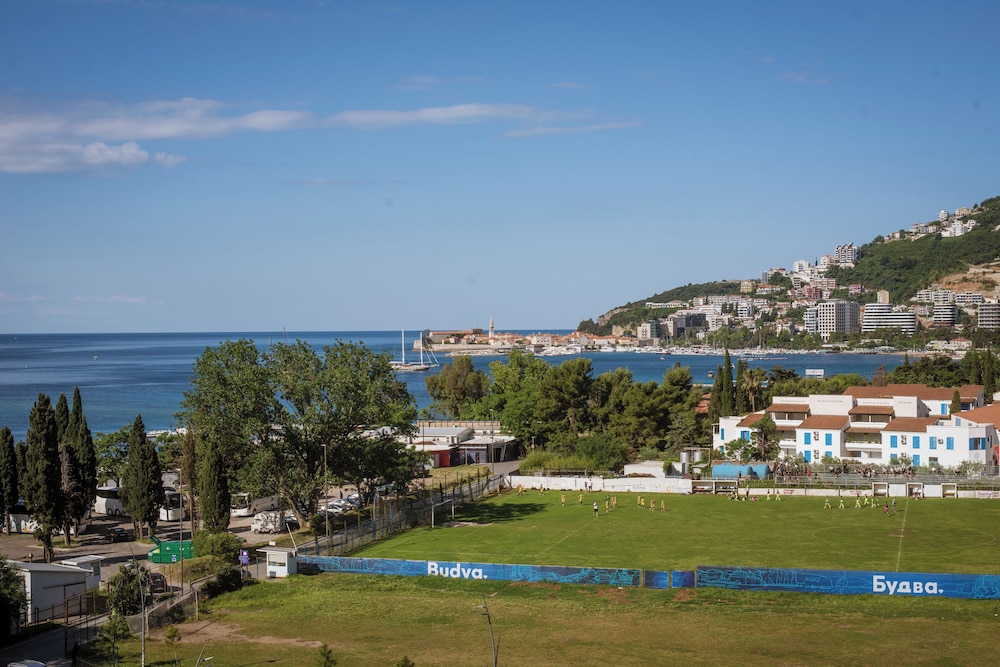 Hotel Imperial Conference & Spa 105/109