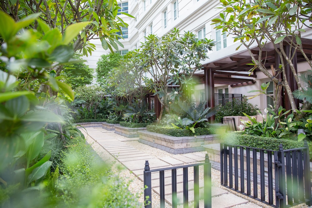 Park Hyatt Saigon 76/79