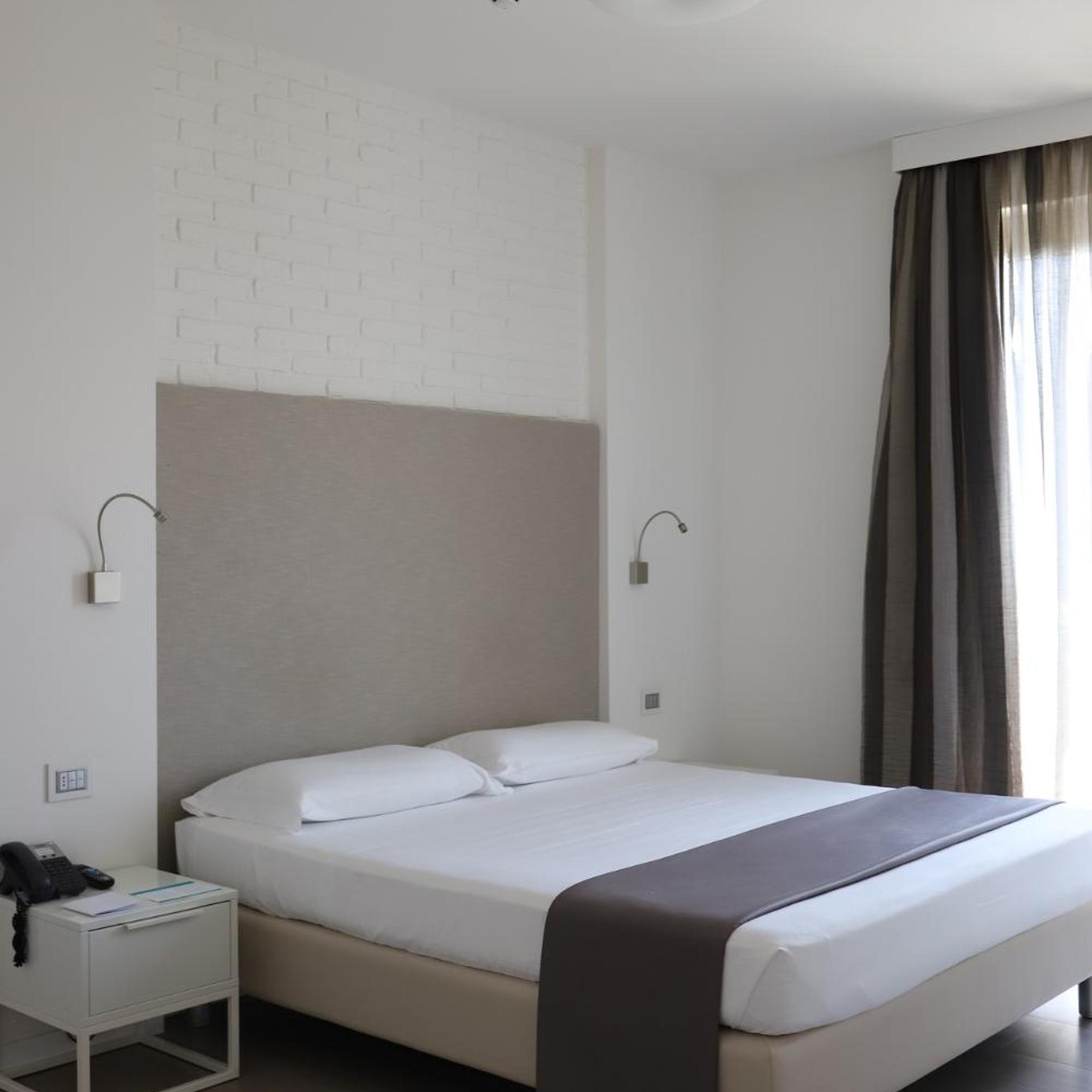 Suite, Lateral Side Sea View