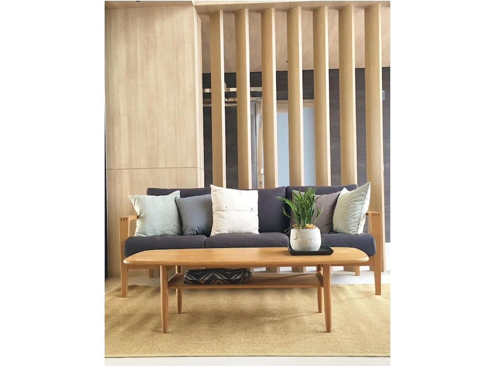 Madera Residence Siracha 56/61