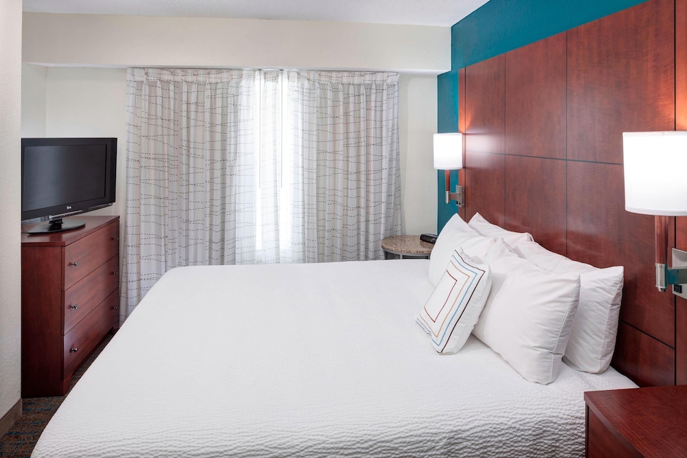 Residence Inn by Marriott Dothan 7/40