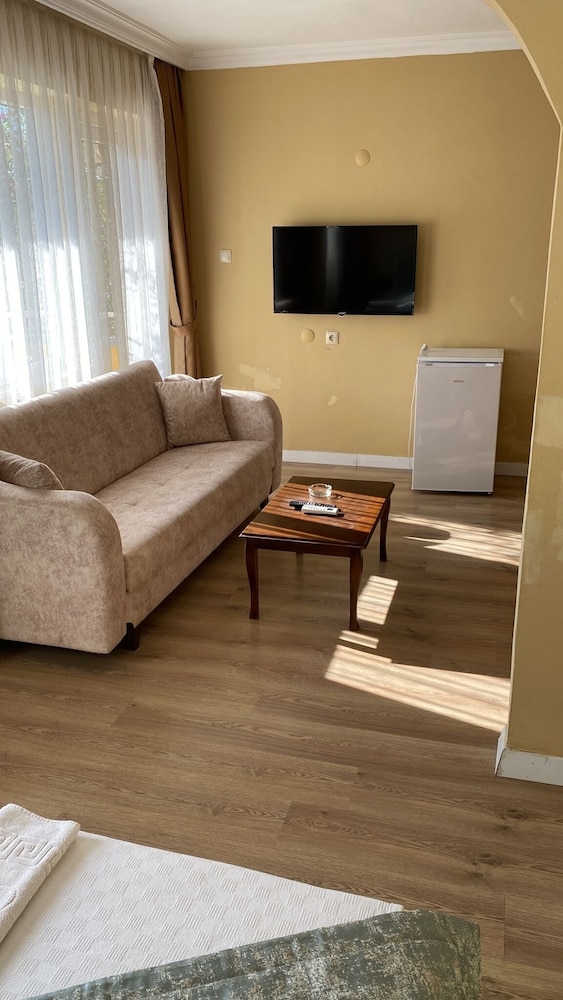Merveille Hotel 26/48