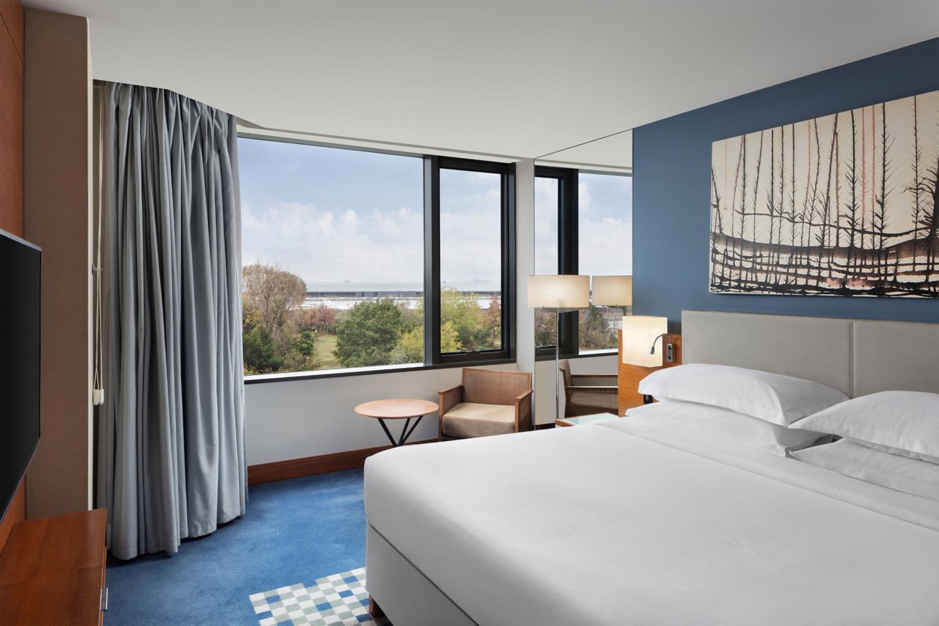 Park, Suite, Sea View, Club Lounge Access