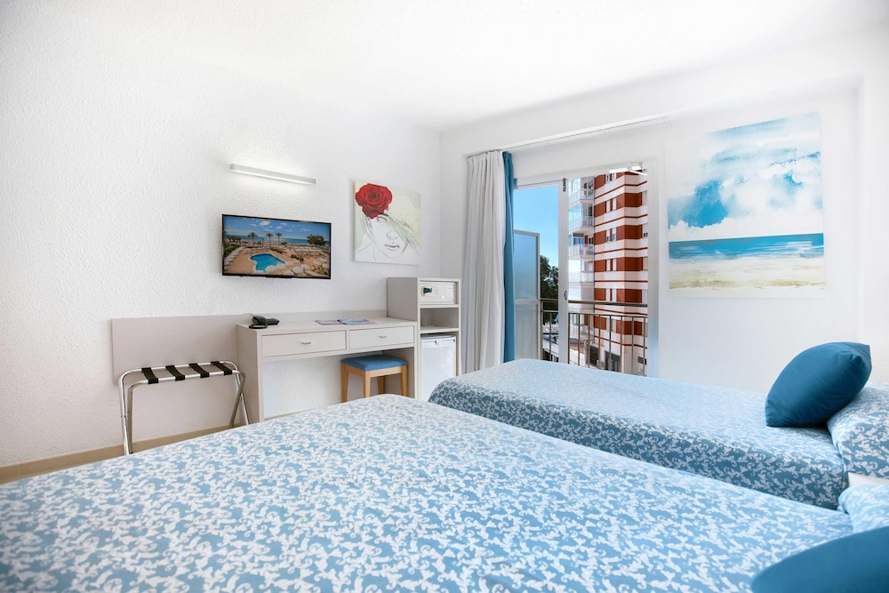 Hotel Servigroup Trinimar 30/48