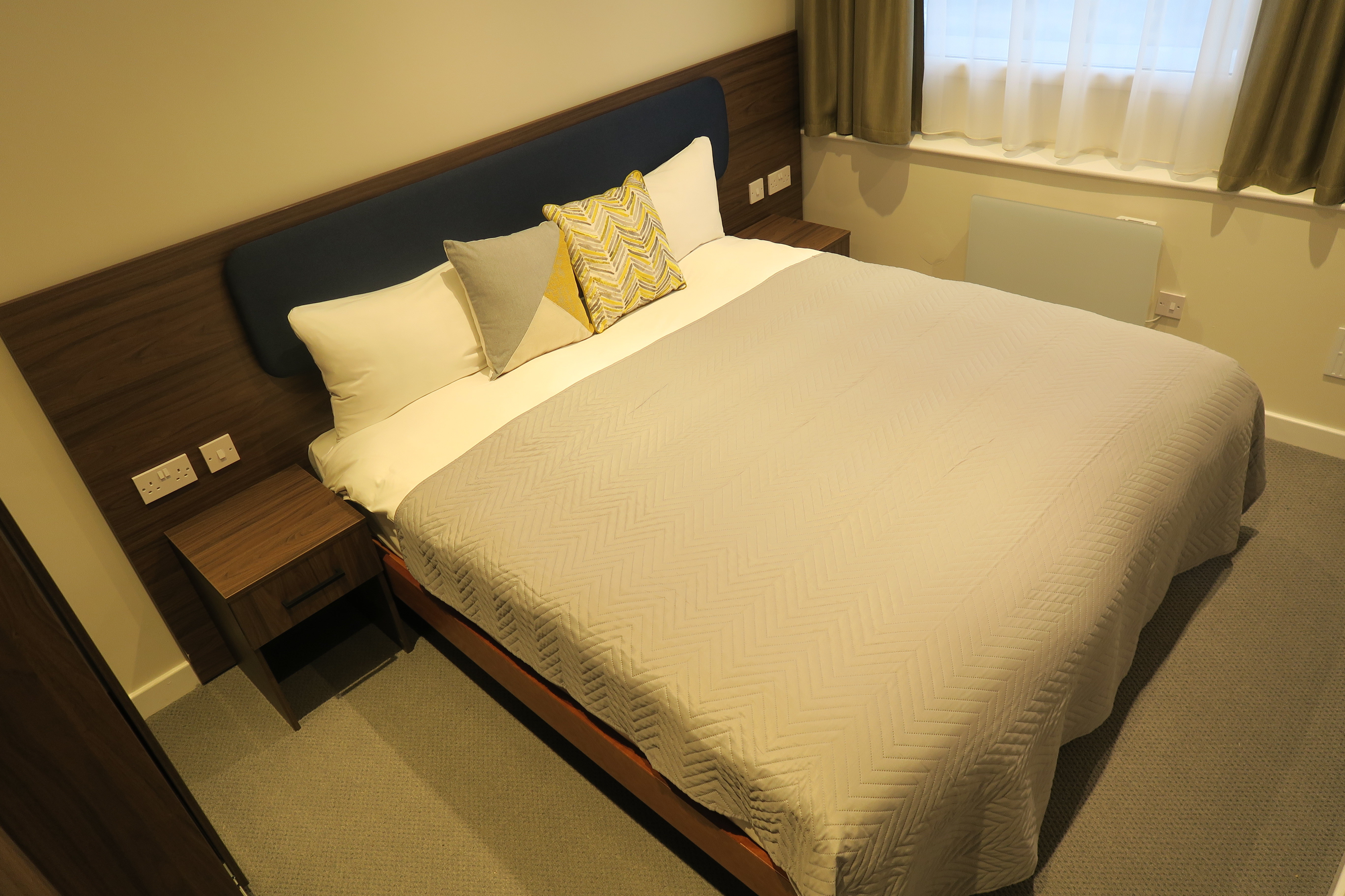 Quay Apartments Newport 1/9