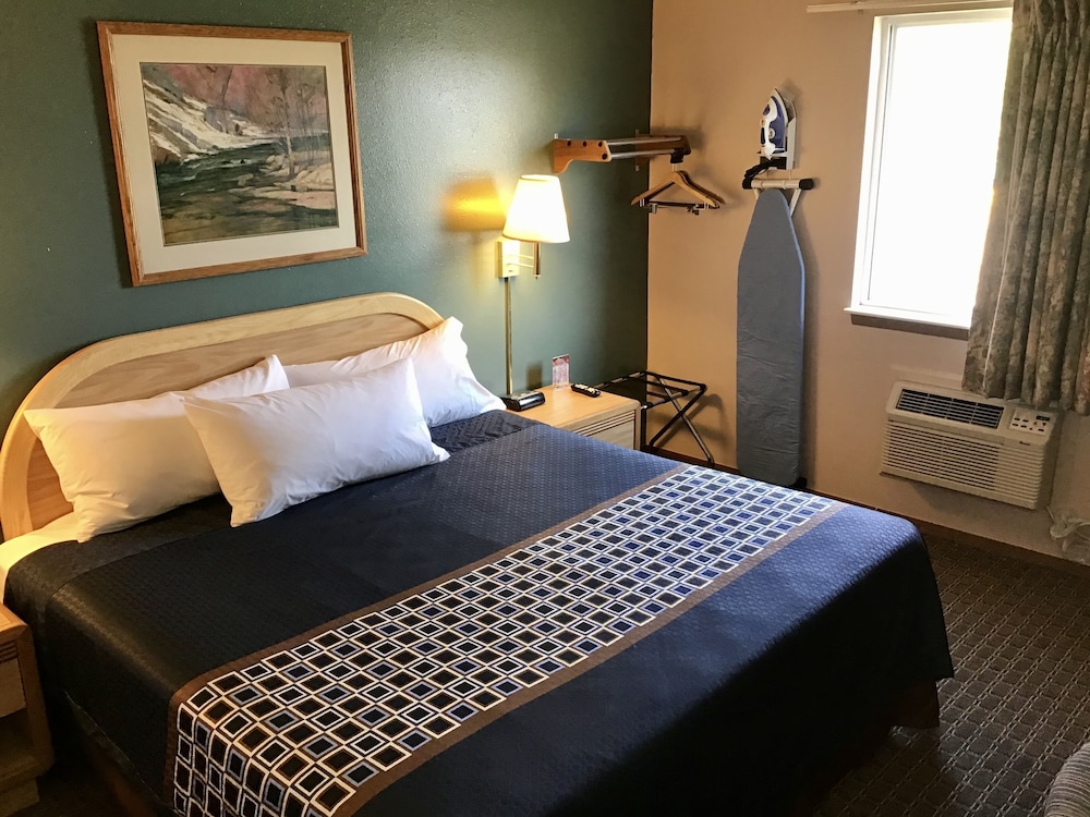 Travelodge by Wyndham Worland 5/24