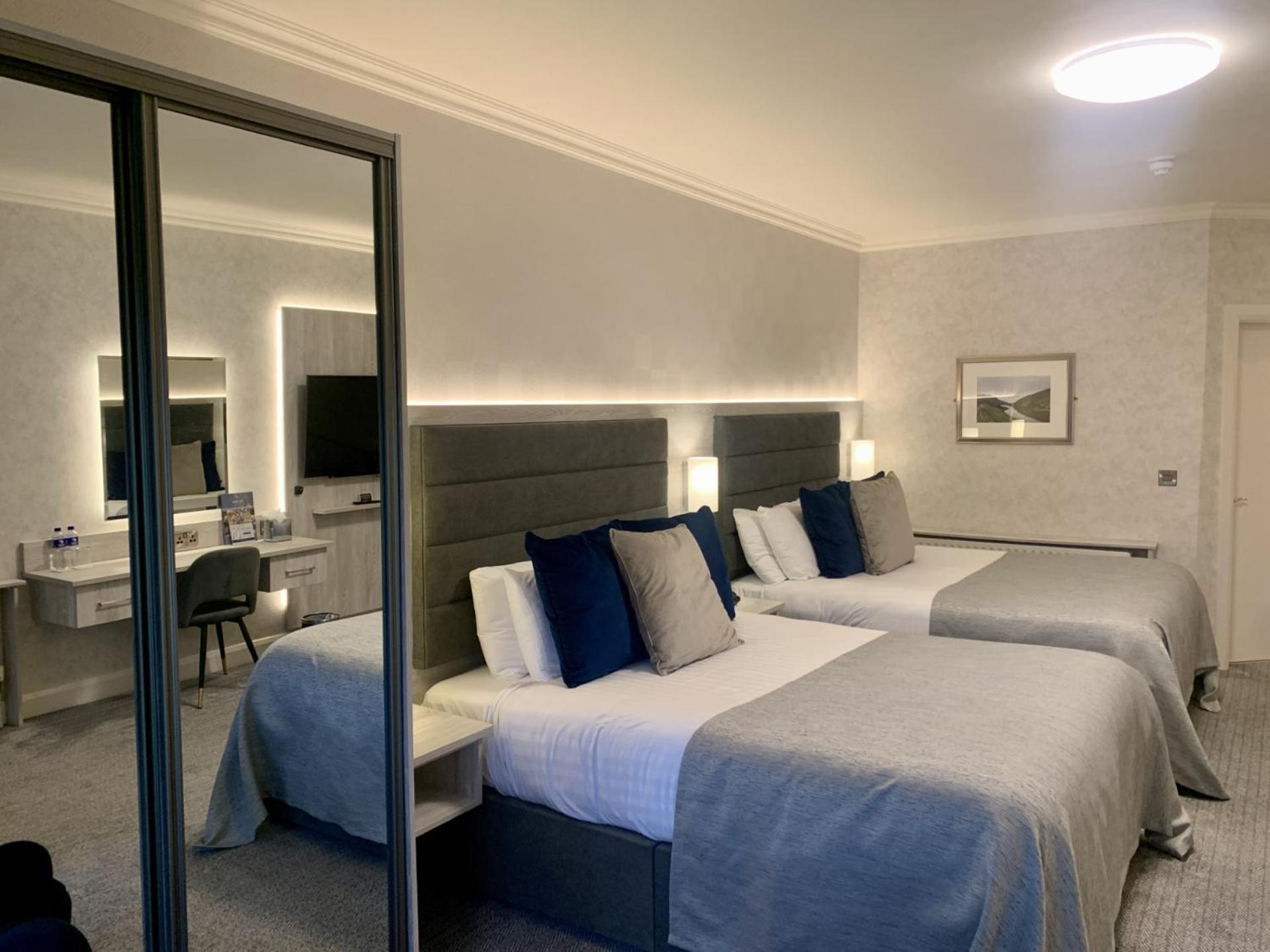 غرفة عائلية بسريرين مزدوجين، MILL PARK HOTEL 3/5