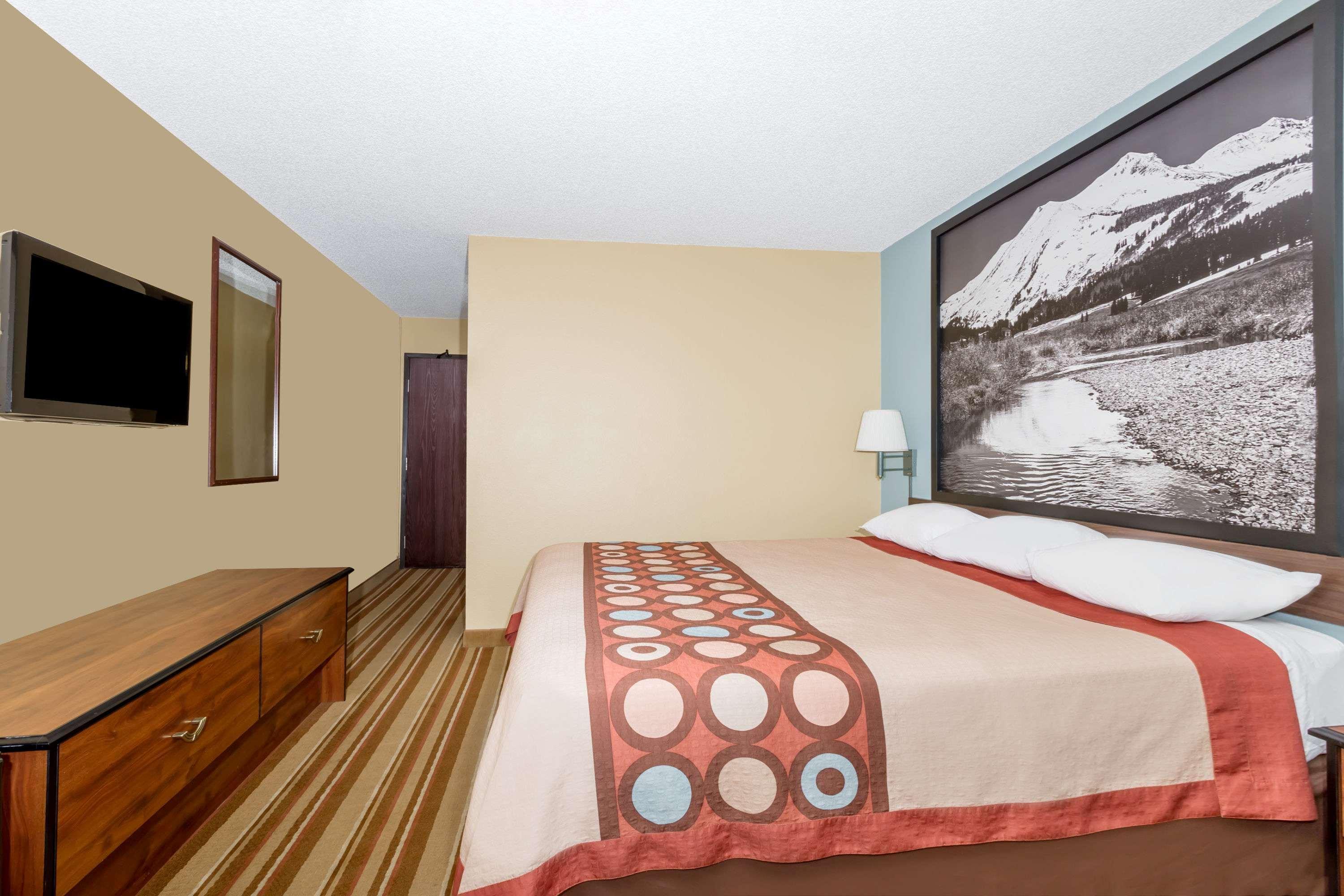 Super 8 by Wyndham Dillon/Breckenridge Area 17/25