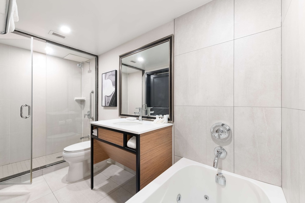 Hilton Garden Inn Toronto Airport 13/51