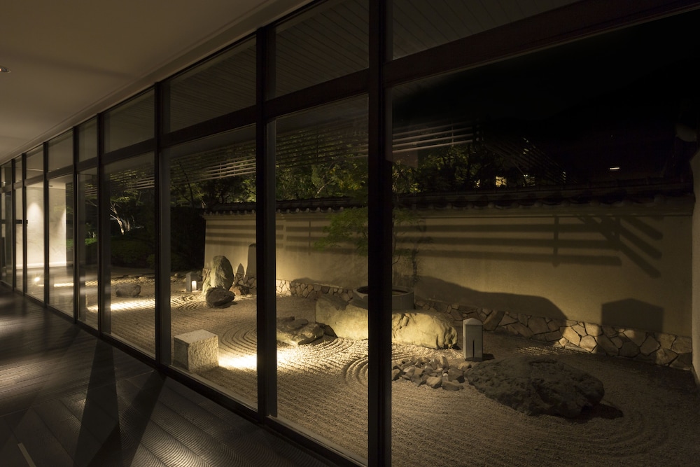 Sapporo Grand Hotel 24/50