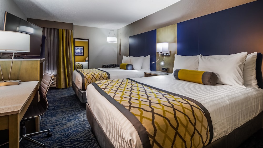 Best Western Plus Bloomington East Hotel 9/24