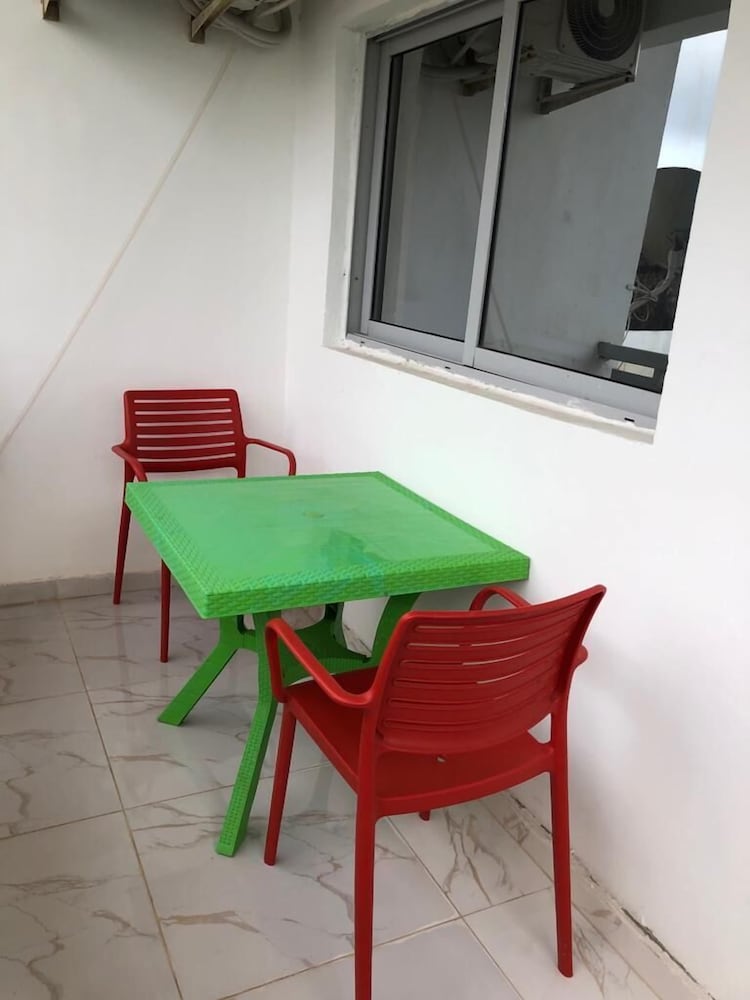 Villa Résidence Séjours & Affaires 32/50