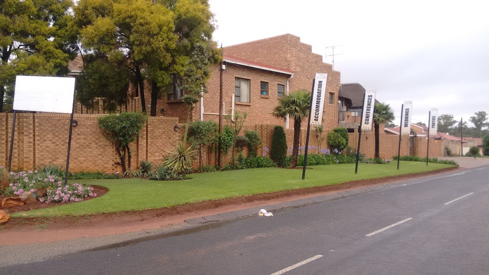 Lapeng Village 28/33