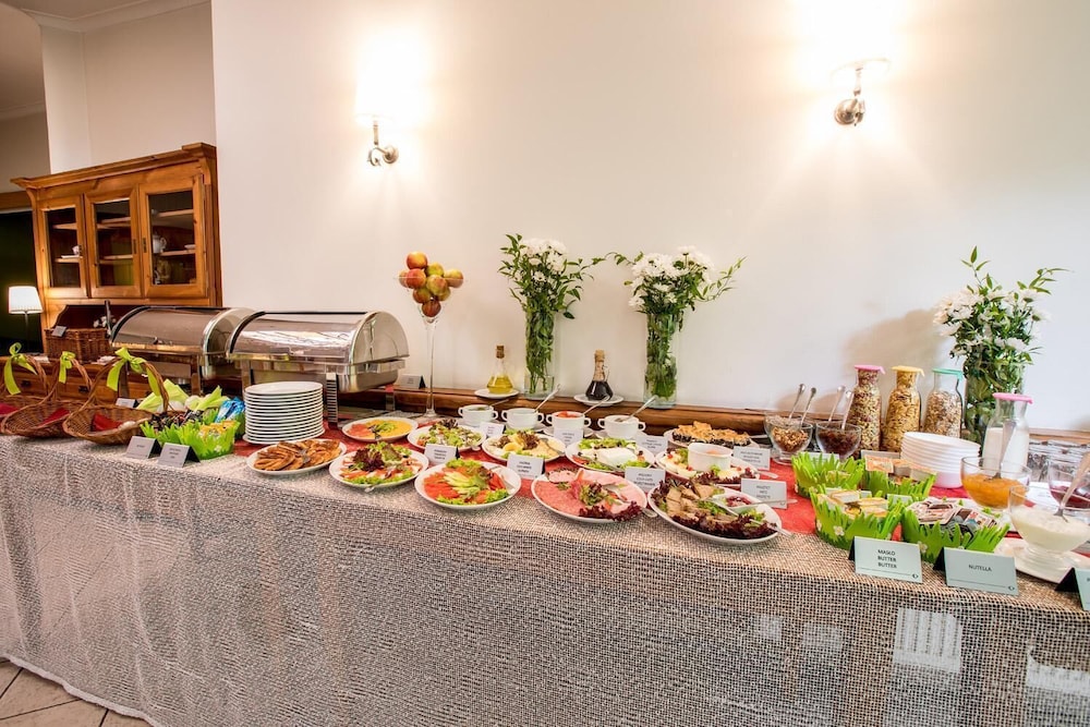 restaurant-cafeteria