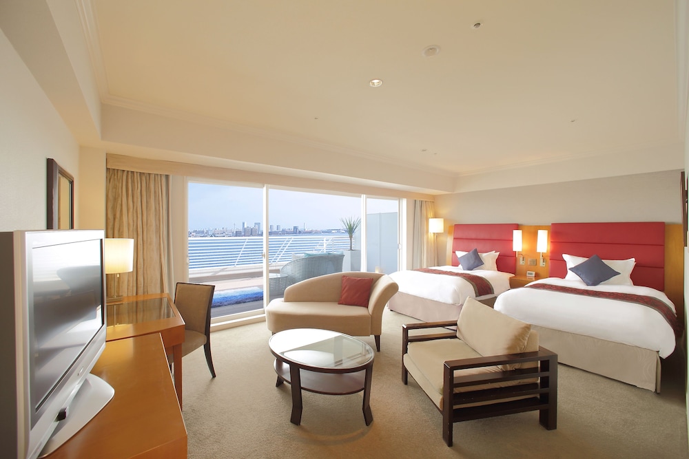 Kobe Meriken Park Oriental 36/57