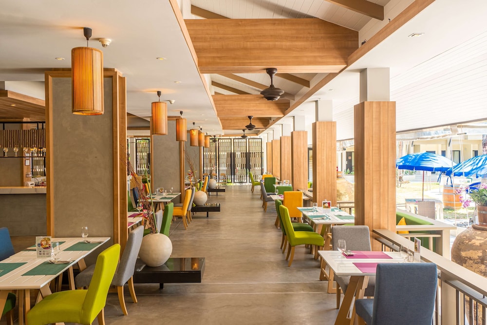 Radisson Resort and Suites Phuket 52/72