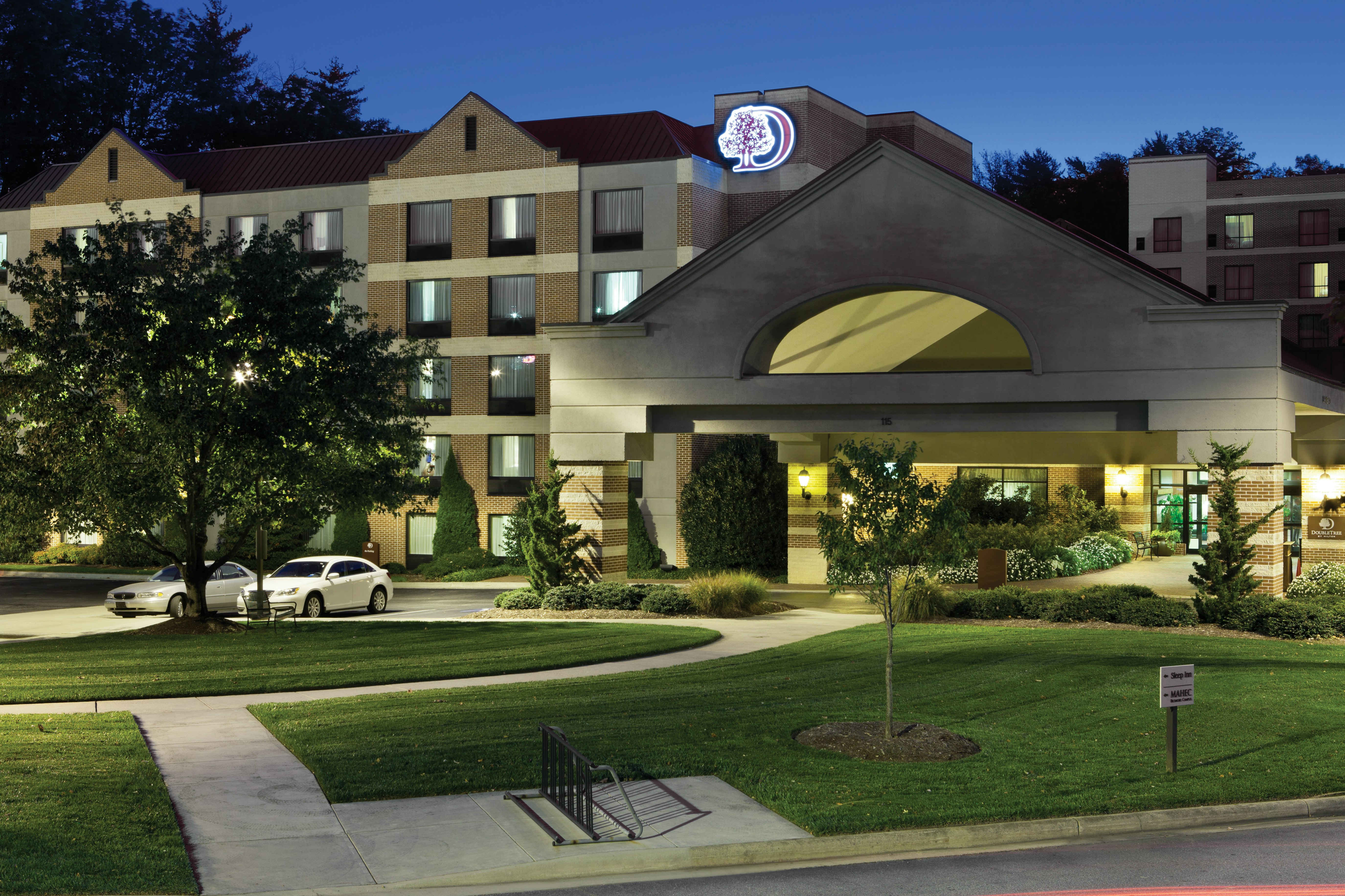 DoubleTree by Hilton Hotel Asheville Biltmore 67/68