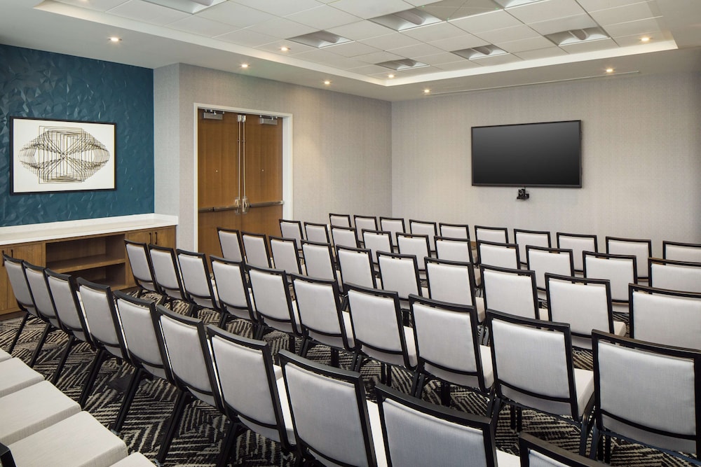 Hyatt Place Boise/Meridian 15/24