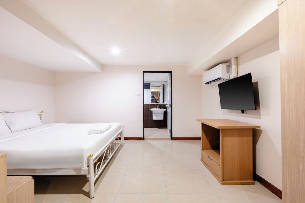 ECONOMY, APARTMENT, KING BED