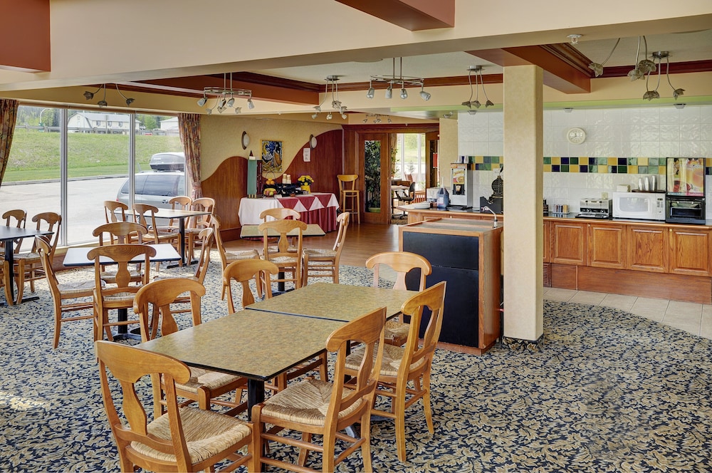 Lakeview Inn And Suites Hinton 29/41