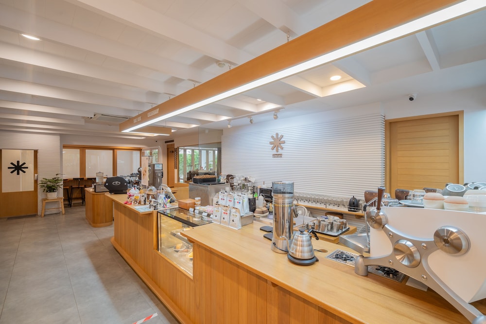 Bedline Hotel - SHA Certified 30/36
