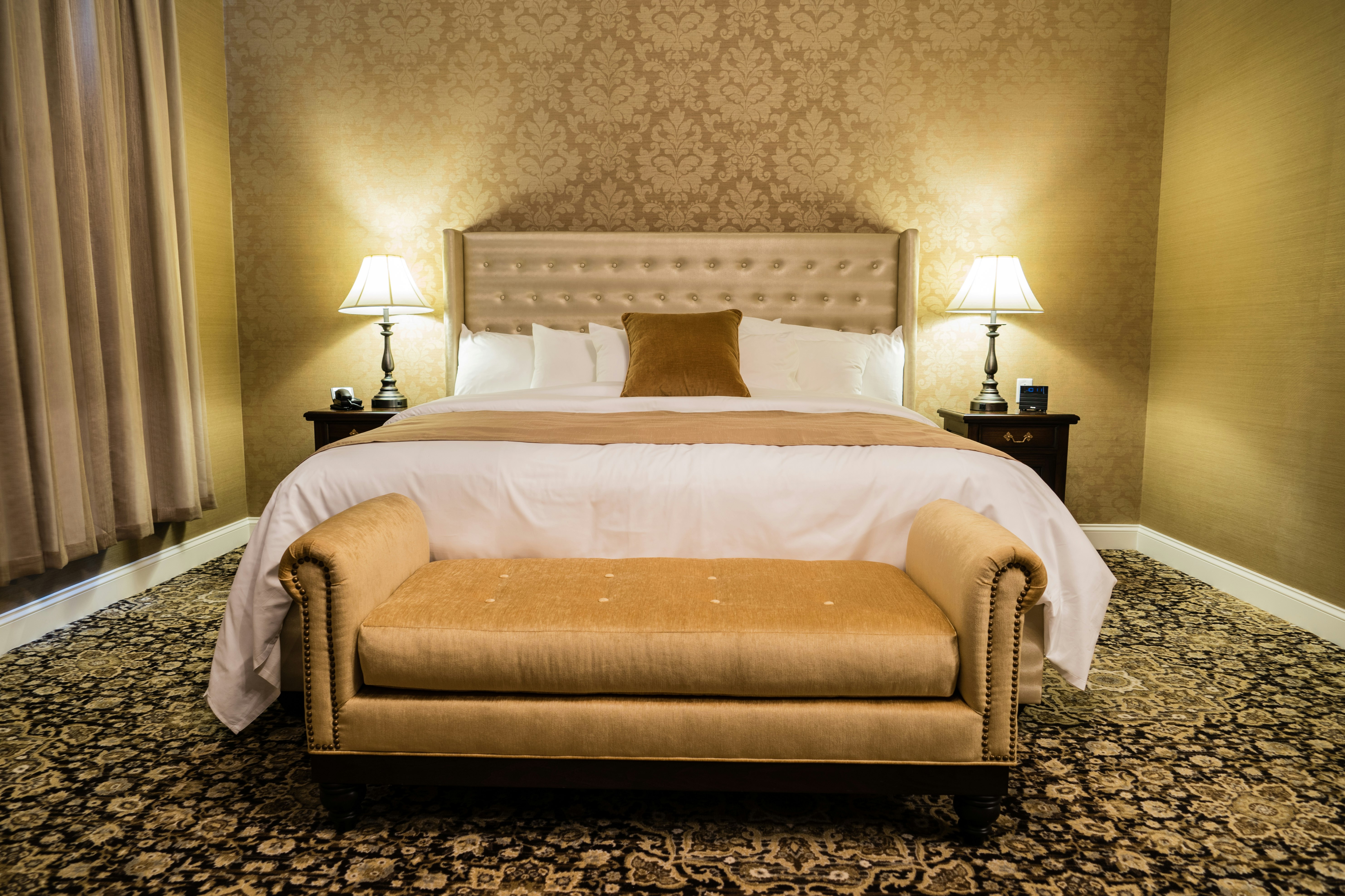 The Mount Vernon Grand Hotel 10/45