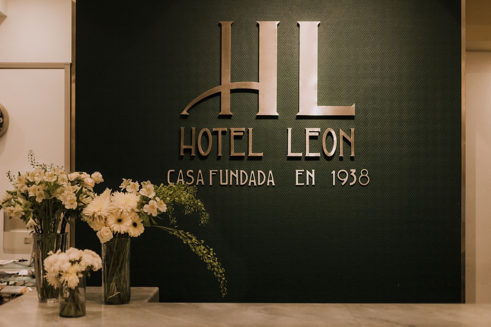 Hotel Leon 55/57