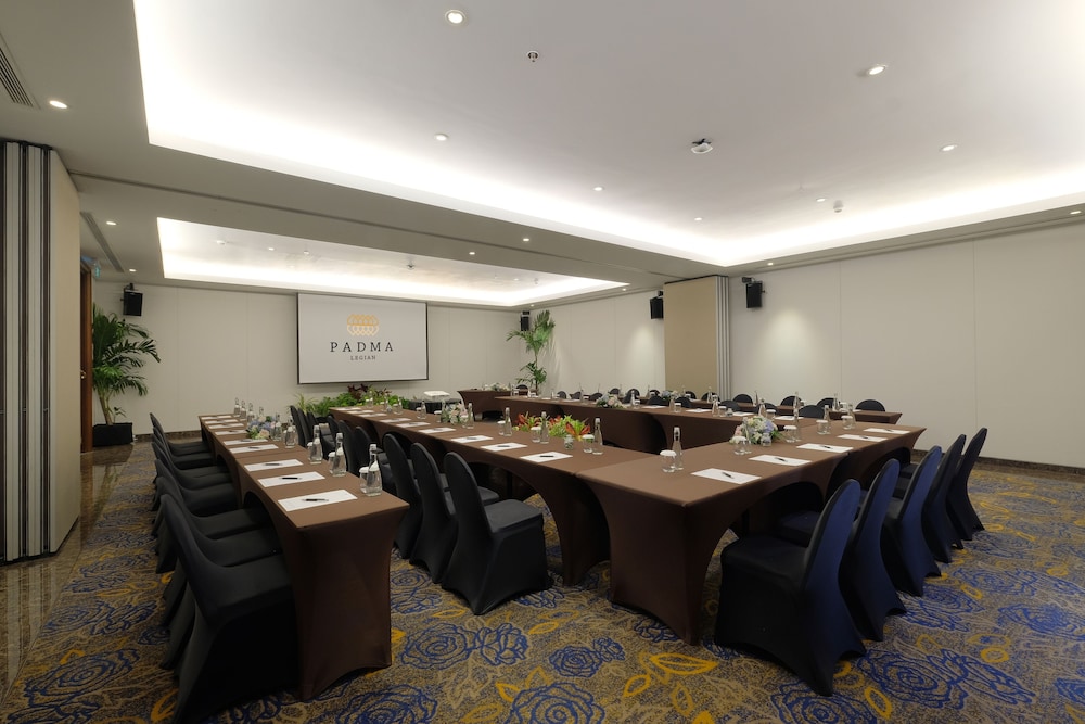 Padma Resort Legian 35/50