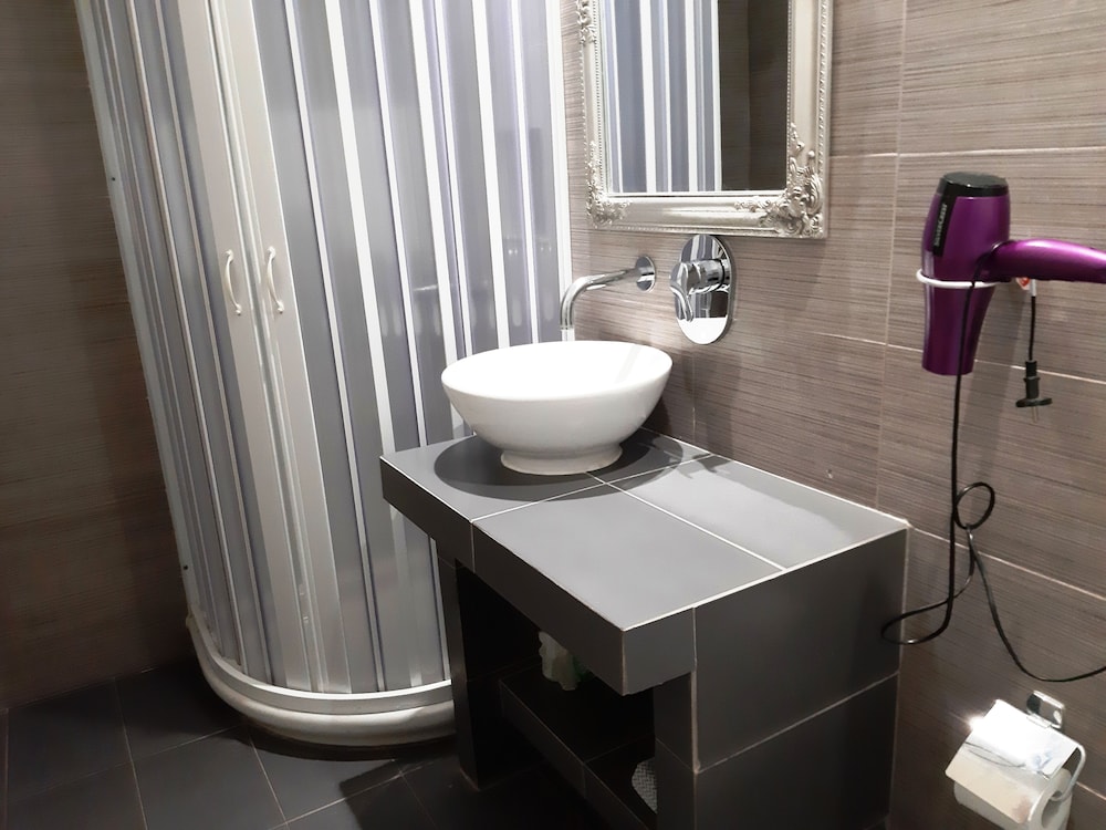 Atalos Suites 49/50