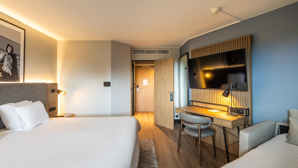 Golden Tulip Paris Cdg Airport Villepinte 10/67
