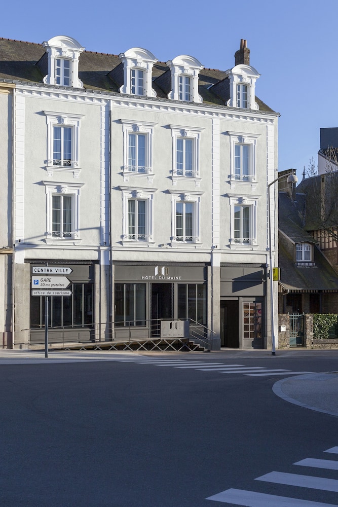Hotel Du Maine 3/33