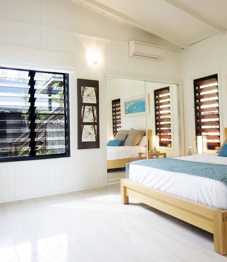 Palm Bay Resort (Adults Only 16+) 33/93