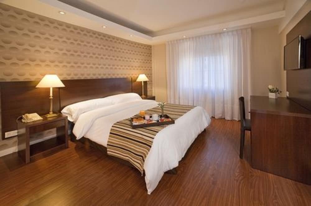 DORA HOTEL BUENOS AIRES 28/61