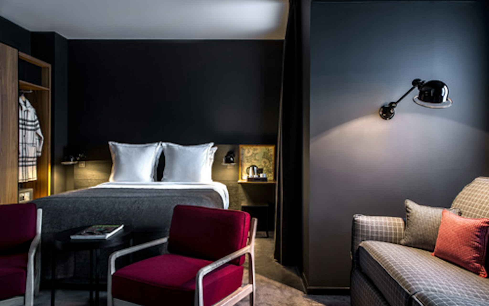 Hotel Louvre Lens (40Km From Lille) 16/55