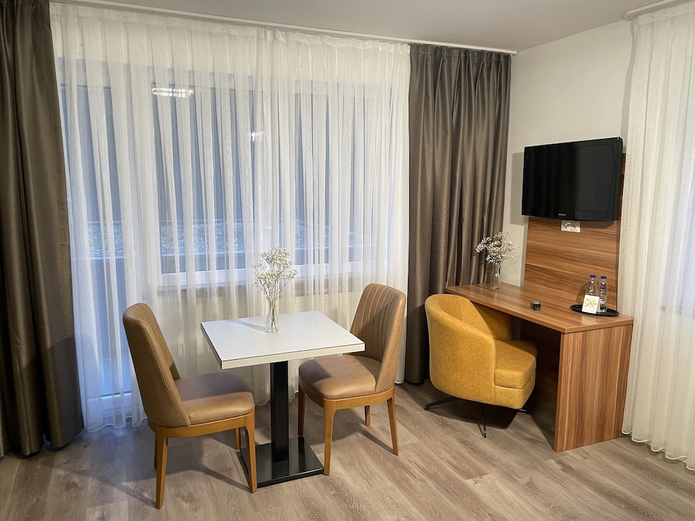 Hotel Schlangenbader Hof 15/20