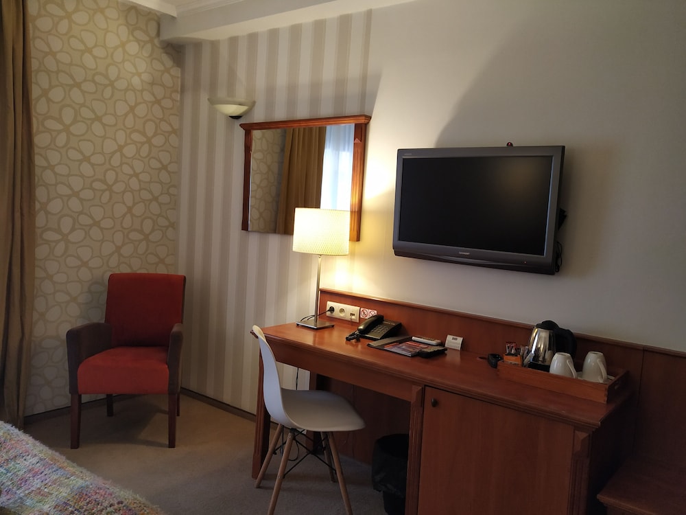 Hotel Stare Miasto Old Town 62/67