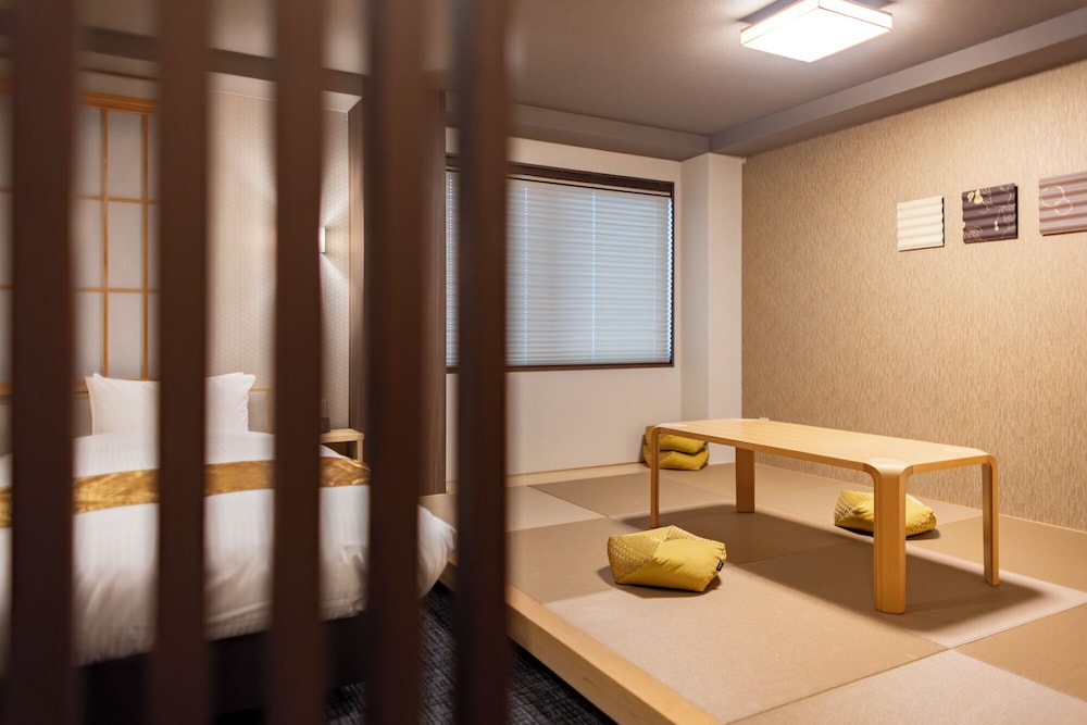 Rinn Kyoto Station West 30/50