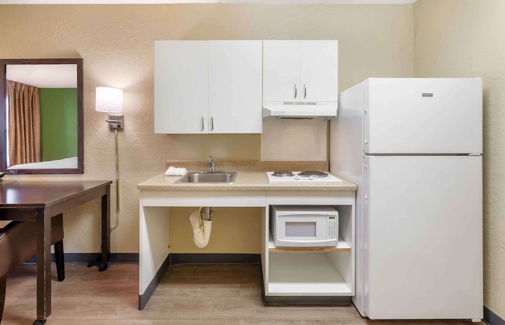 Extended Stay America - Roanoke - Airport 29/36