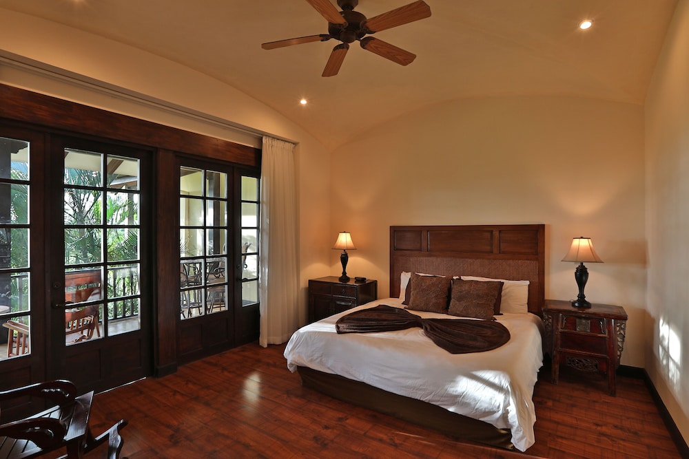 Hacienda Pinilla Vacation Rentals 40/84