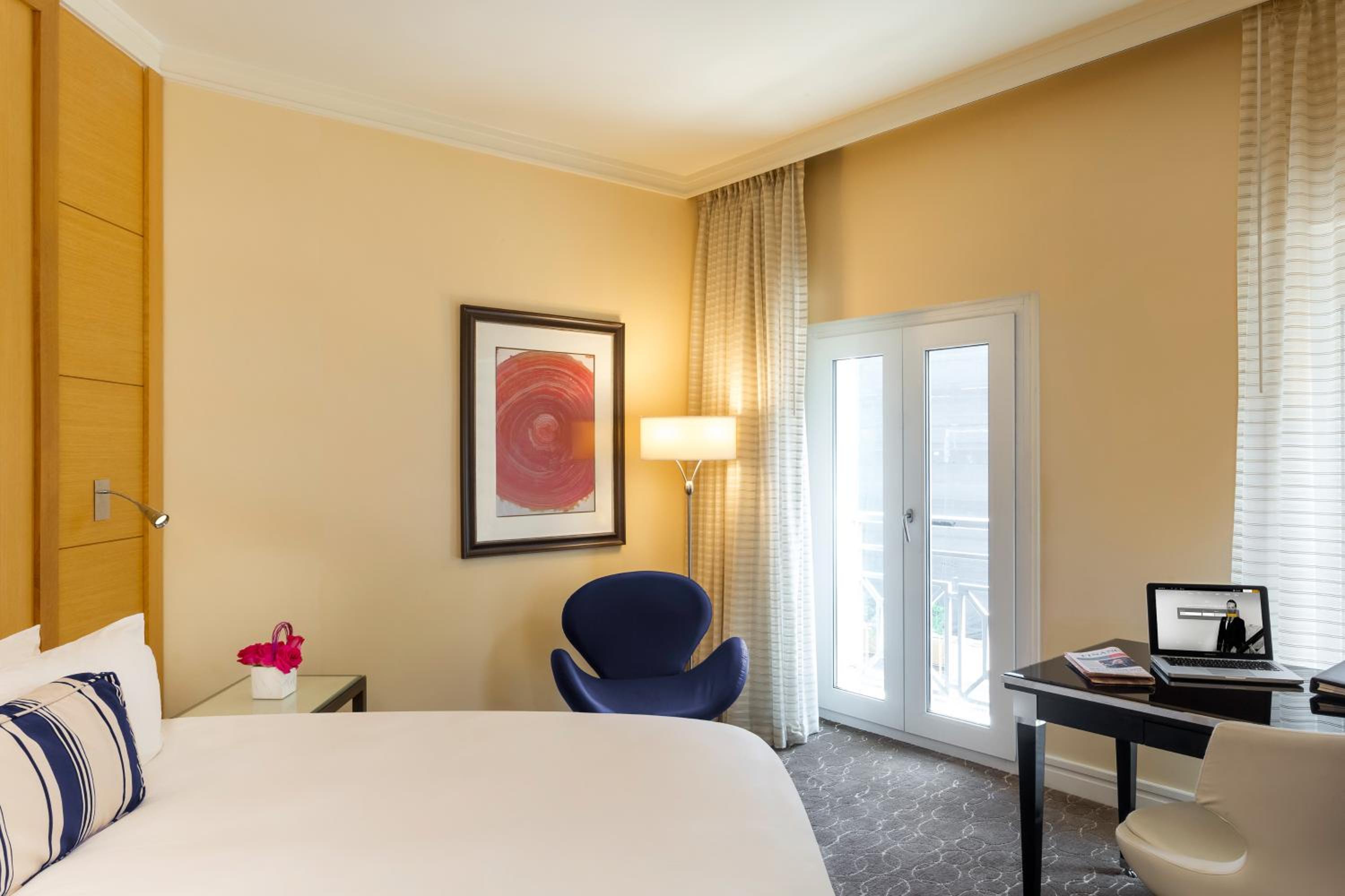 Beverly, Luxury, King Bed