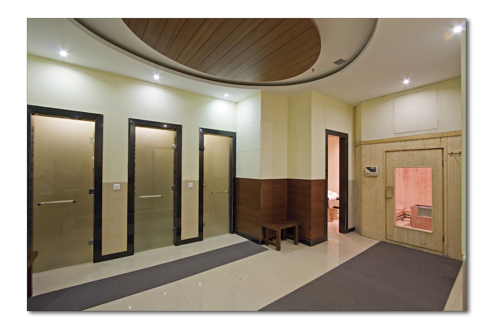 The Cabbana Resort And Spa 4/59