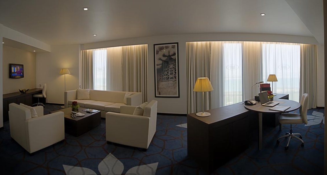 Crowne Plaza Abu Dhabi Yas Island 102/127
