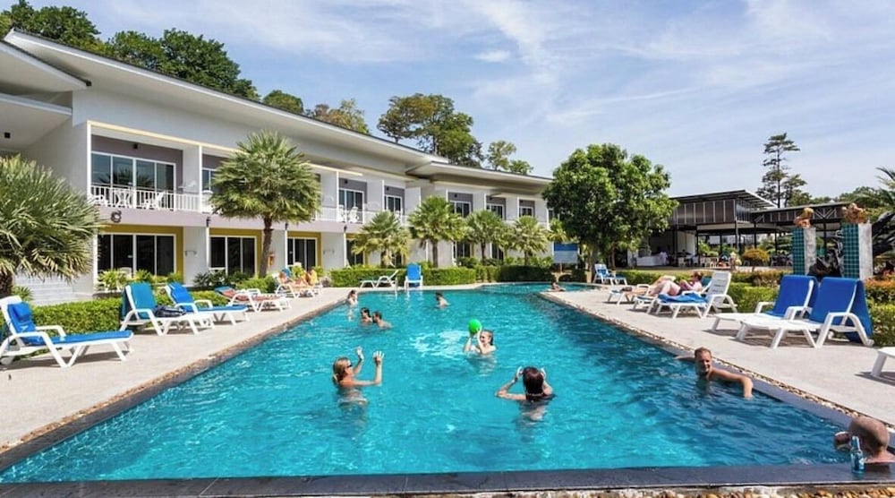 Gypsy Sea View Resort 61/69
