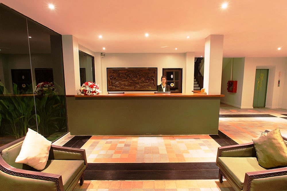 A Hotel Budget 10/61