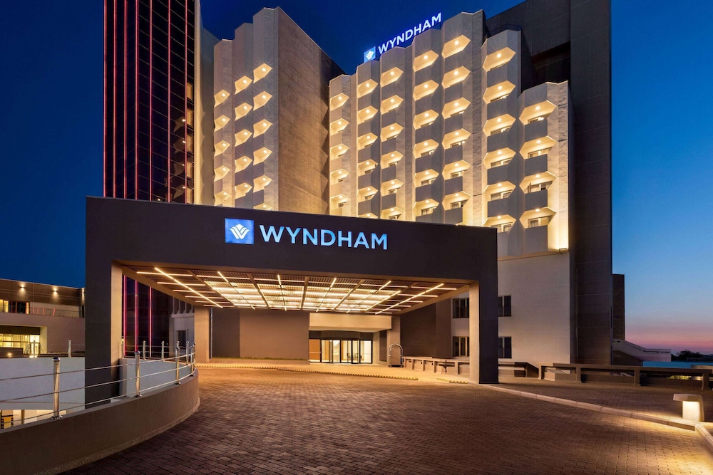Wyndham Bukhara 3/54