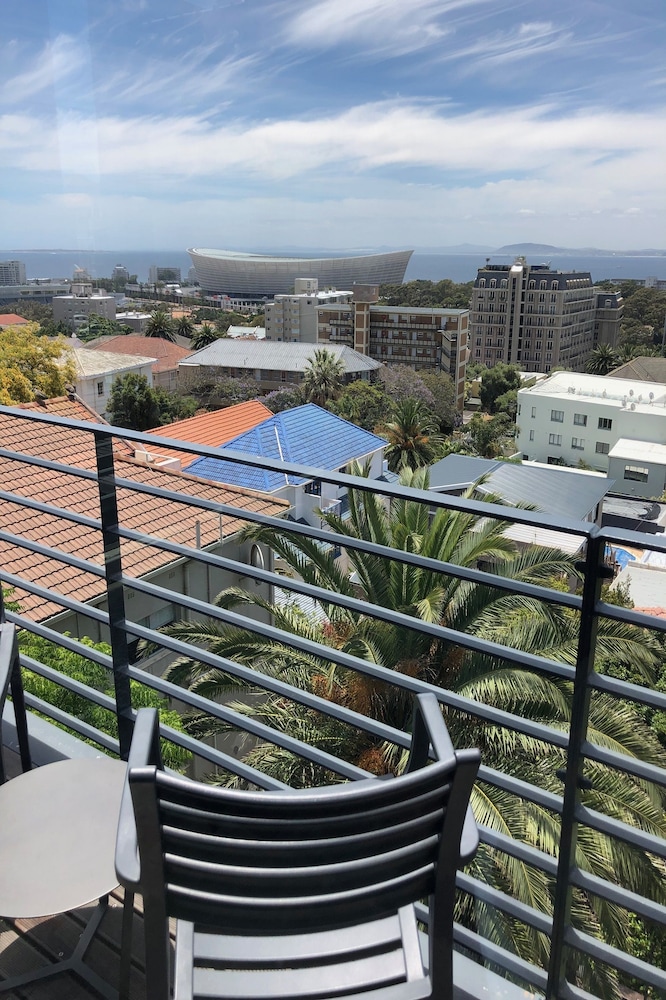 The Tree House Boutique Hotel 43/50