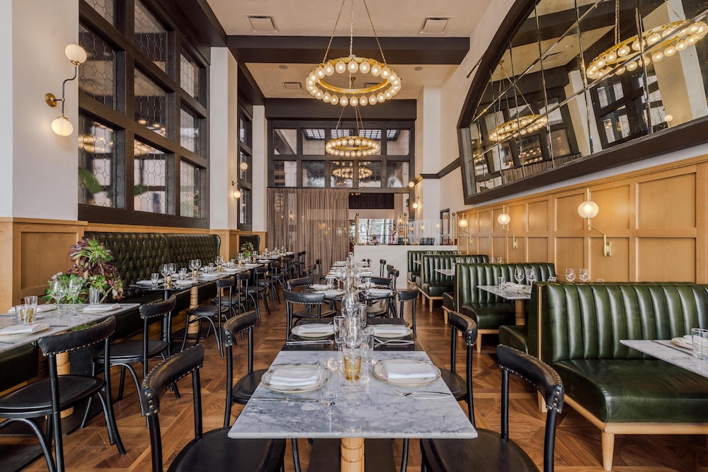 Hotel Figueroa - Unbound Collection By Hyatt 39/50