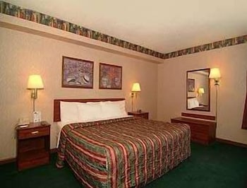 Days Inn by Wyndham Hillsboro 4/24