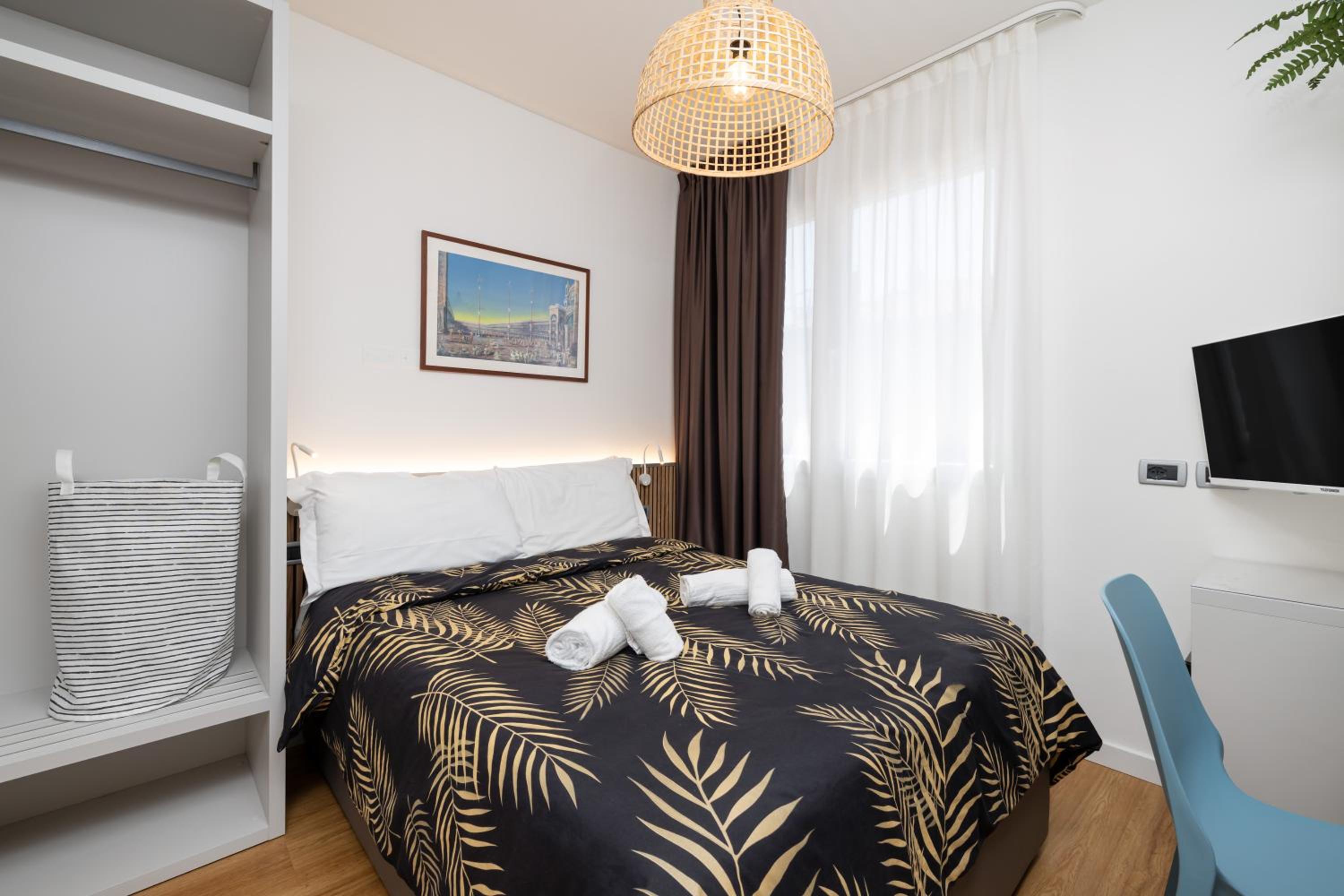ECONOMY, DOUBLE BED